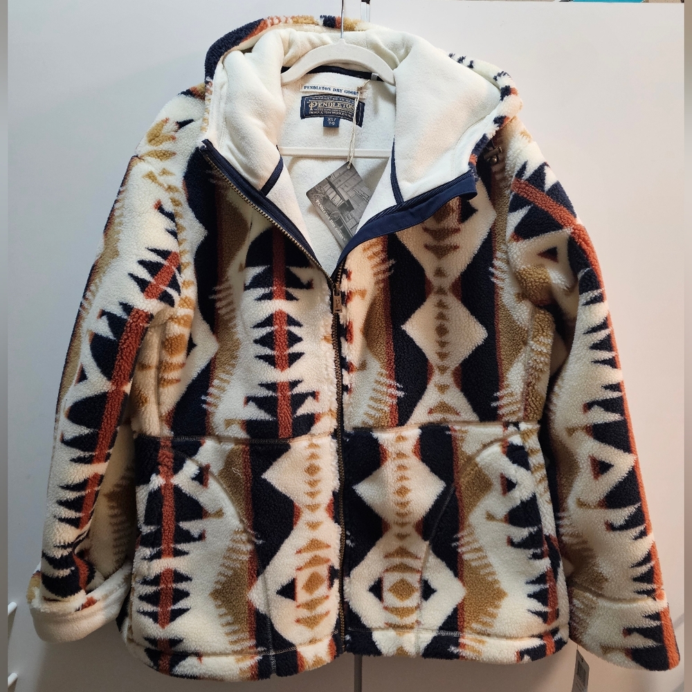 Pendleton Women's Cream, Brown & Navy Geometric Sherpa Hooded Jacket